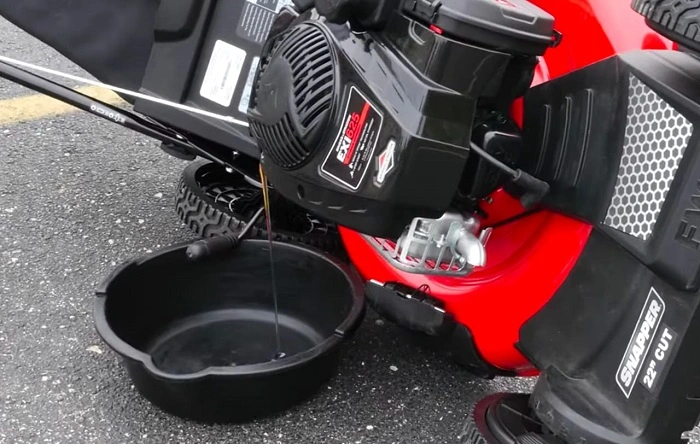Draining the Oil in an Engine