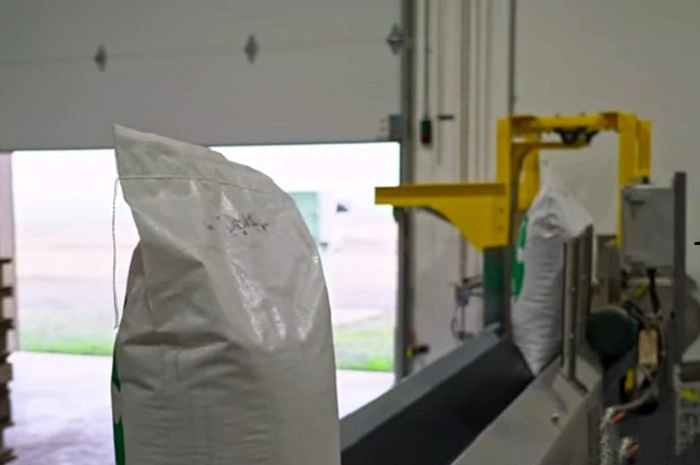 image of grass seed packaging 